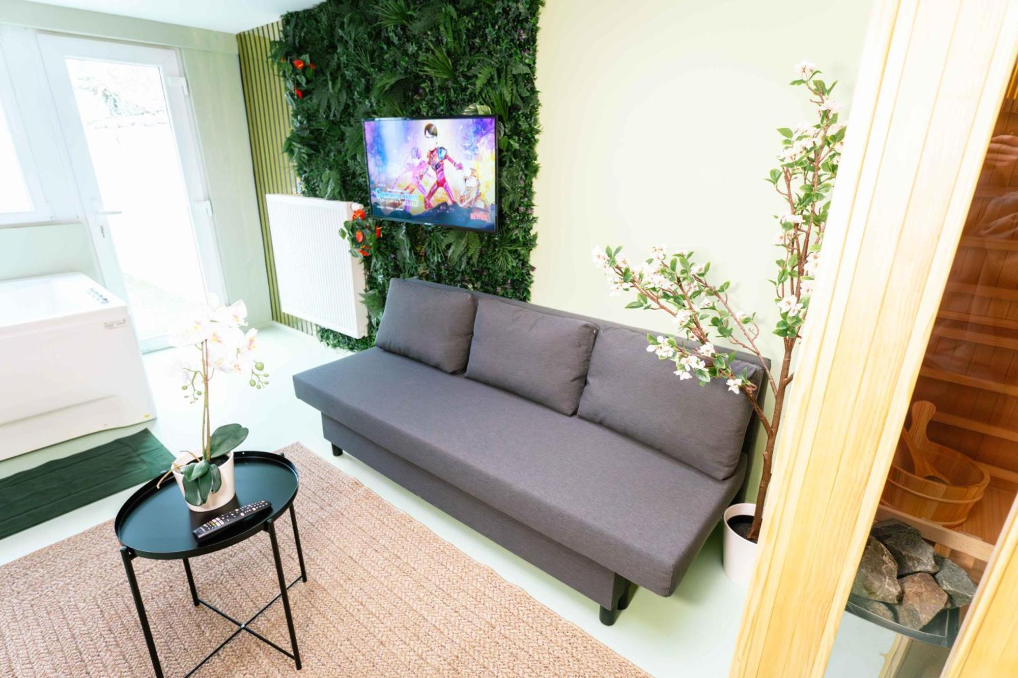 Capsule Flower - Balneo - Cinema - Billard - Nintendo Switch - Mons Centre Exterior photo